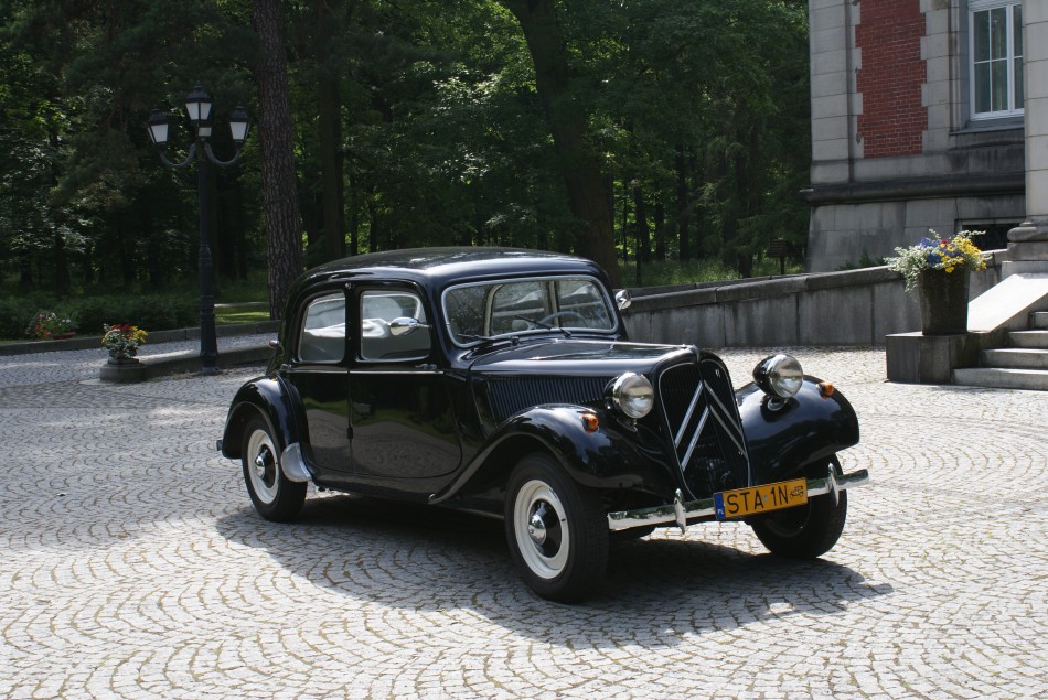Citroën BL11 jako samochód zabytkowy do ślubu